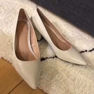 White (off white) Zara pointy block heel